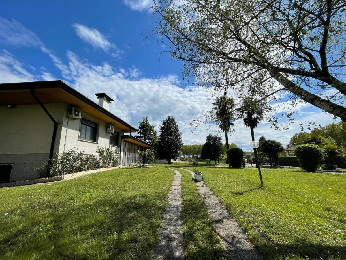 B&B Da Leone Palazzolo dello Stella Eksteriør billede